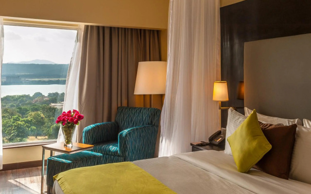 Acacia Premier Hotel