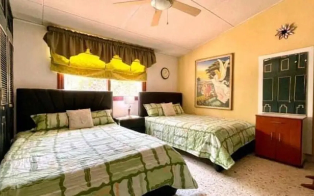 8mg-1 Mansion in Cartagena Near the Sea With Air Conditioning And Wifi - Hotel in Cartagena - Photo 5
