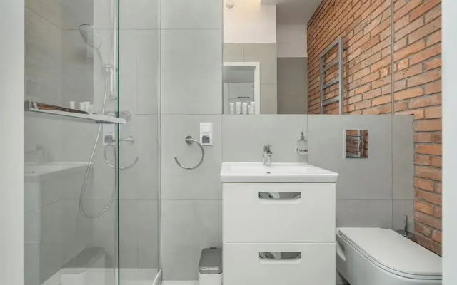 Kwiatowa Modern Studio Poznań by Renters