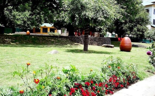 Himalayan Hill By Evoke Resort