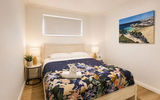 The Best Beach Cabin – Guest Rooms – Busselton