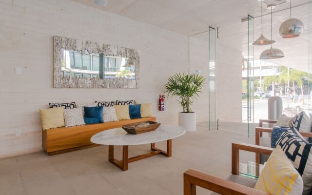 2 Bedroom Apartment Near the Beach