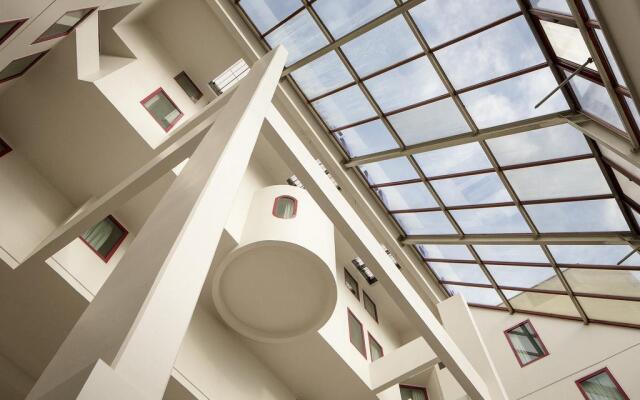 KYRIAD PARIS EST - Bois de Vincennes