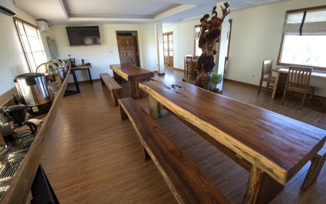 Bagan Vertex Hotel