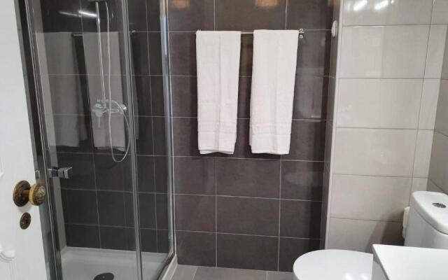 Varandas do Mar 3- Remodelado, Wifi, 150mt Praia