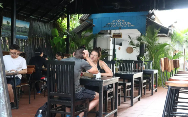 Mohasal Angkor Boutique