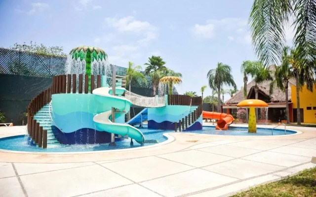 Tropical Location Riviera Maya