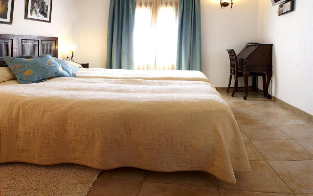 Cases Noves - Adults Only