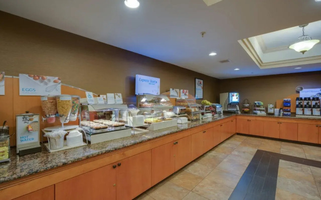 Holiday Inn Express Charles Town by IHG