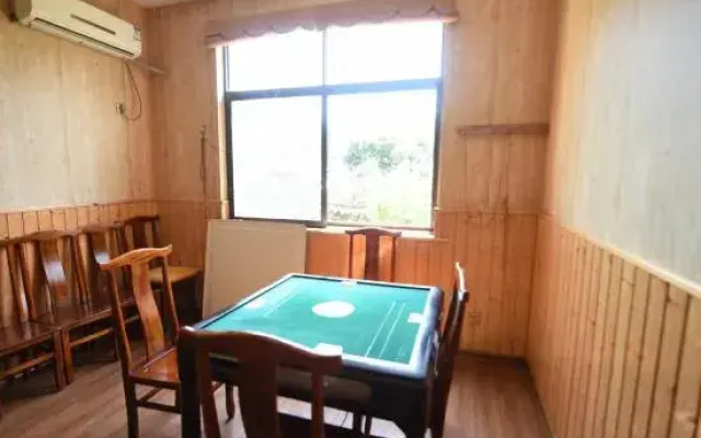 Ningguo Impression Hongcun Inn (Chujiatan Branch)