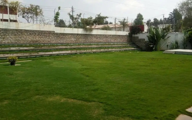 NAMSTAY - The Oasis Hotel