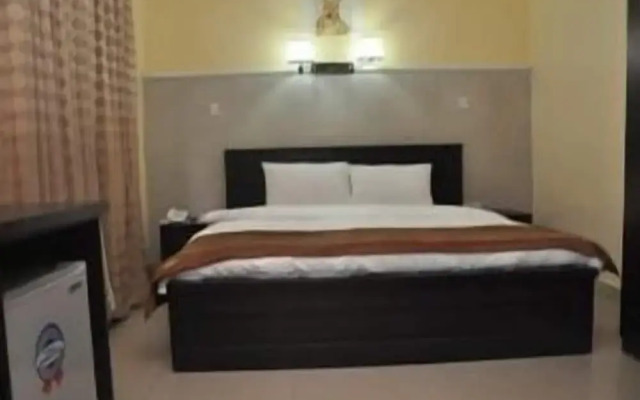 Grand Capital Hotel