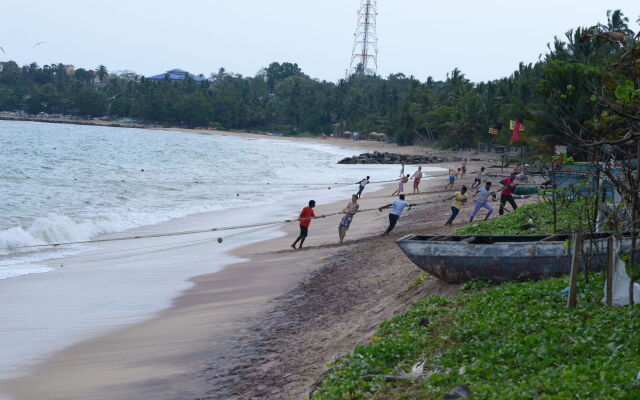 Ceylon Sea Hotel