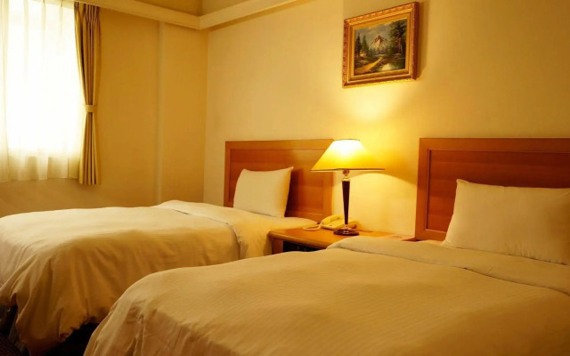 Oriental Hotel
