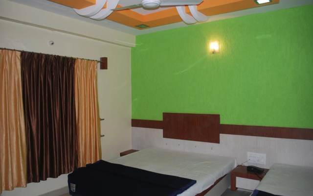 Hotel Disha Palace – Guest Rooms – Shirdi