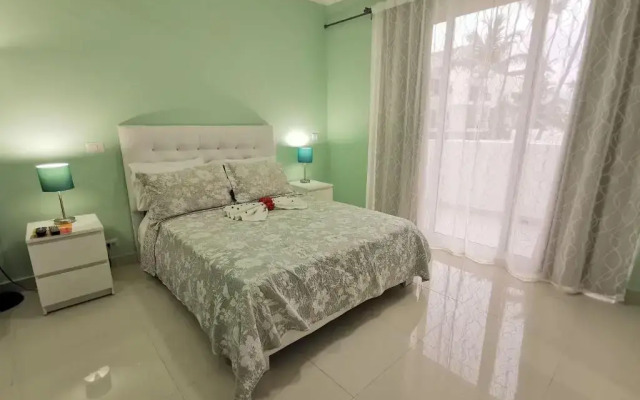 Coral Suites Beach Club & Spa