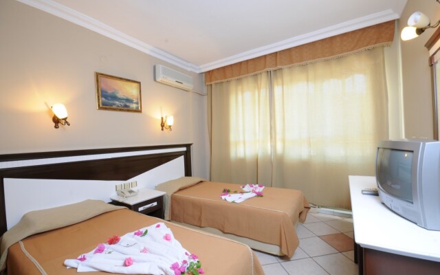 Selen Hotel Icmeler