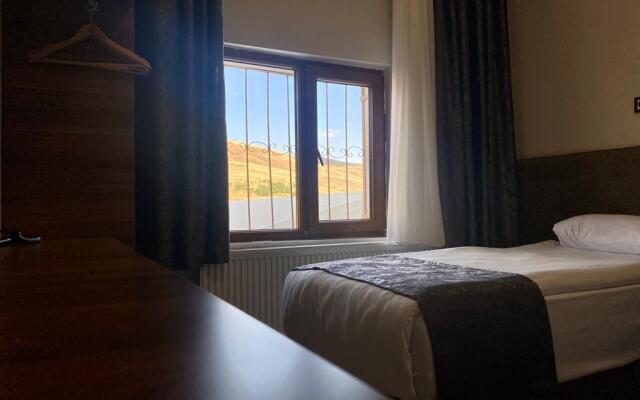 Zumrut Palas Hotel