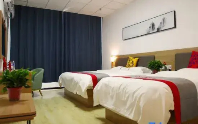 Yiyi Chain Hotel (Tai'an High-speed Railway Auto Parts City Branch)