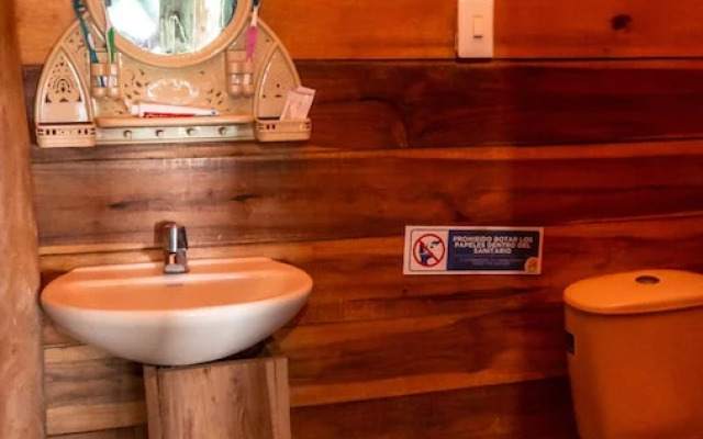 The Mompe Hostal Beach