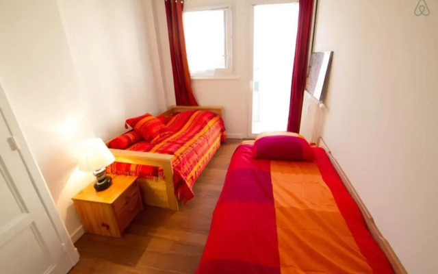 Pretty 3 rooms in the city center