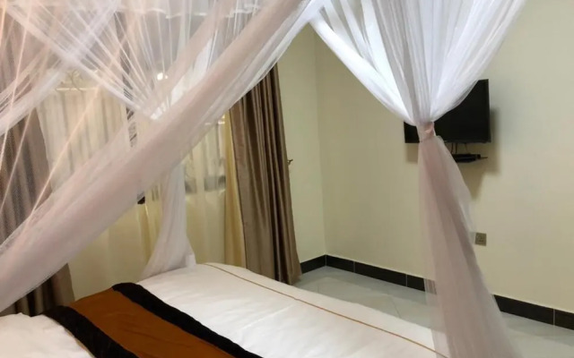 Lovely 2 Bed Apartment in Entebbe