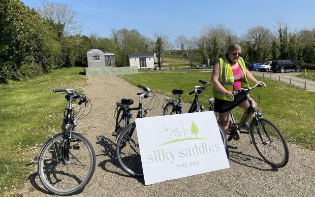 Beds of Silk Luxury Glamping