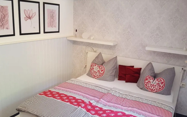 Charmantes Ferienhaus mit Naturgarten