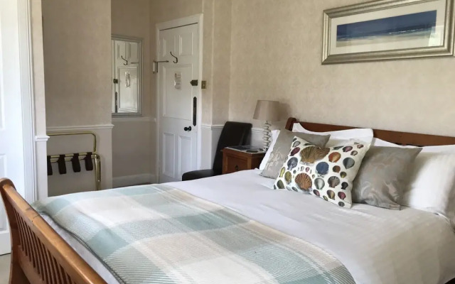 Dalgreine Guest House