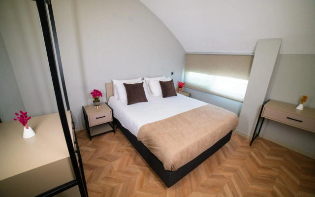 Moon Suites