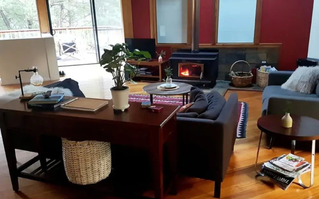 Eaglehawk Rainforest Retreat