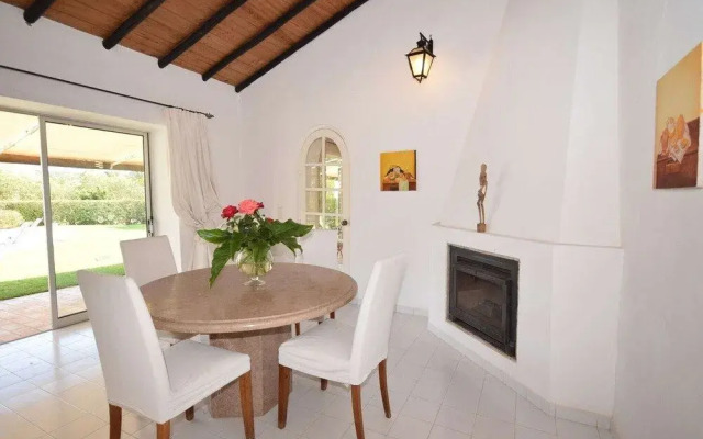 Beautiful Holiday Home With Private Pool