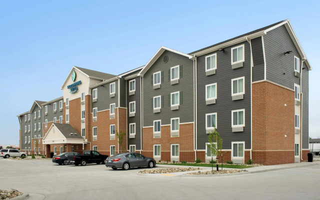 WoodSpring Suites Fargo North Near NDSU