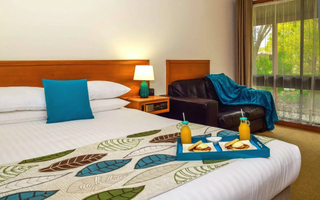 River Country Inn