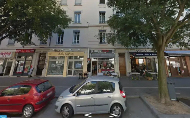 Renting Lyon Pirard