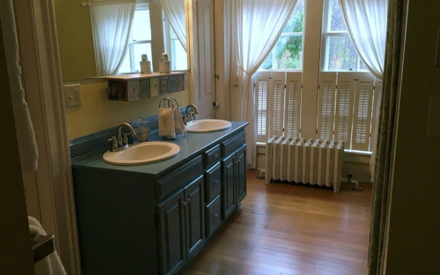 Dream House Country Inn