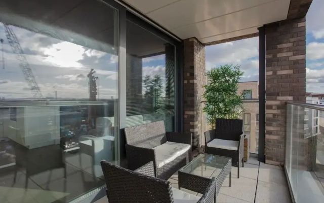 Contemporary 1 Bedroom Apartment in South London