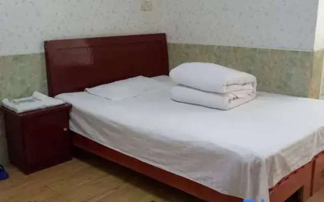 Zhoukou Xiangyun Hotel
