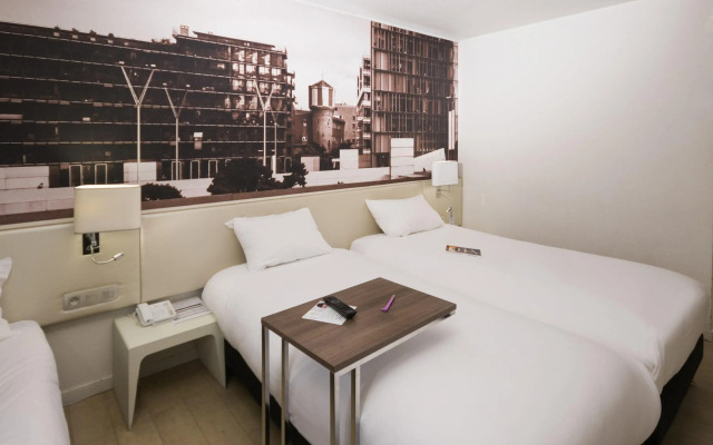 ibis Styles Paris Tolbiac Bibliotheque