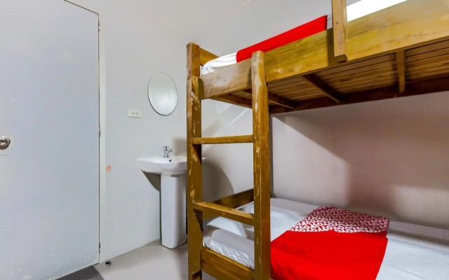 ZEN Rooms Basic Metrodeluxe Pasay