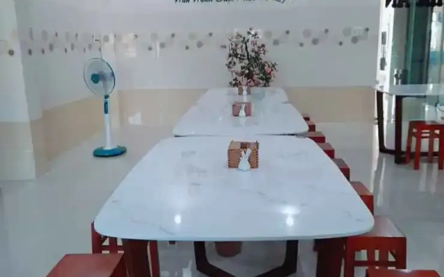 Tan Nhat Suong Hotel