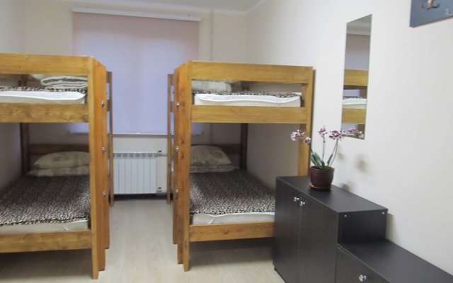 MAK mini hotel - Hostel