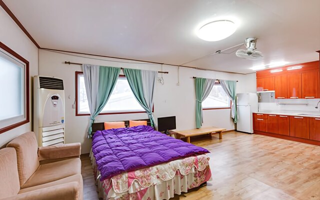 Mungyeong Ga-eun-e Garden Pension