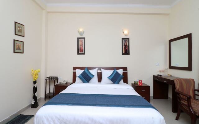 OYO 10171 Hotel Comfort Stay
