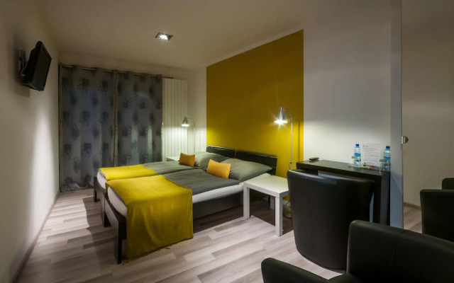 VV Hotel
