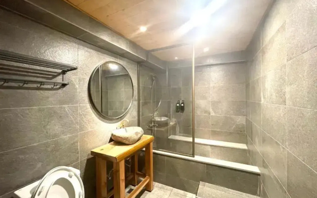 Zen Residence