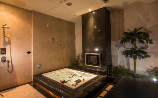 Gold Sand Motel