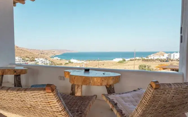 MvibesMykonos homes and studios