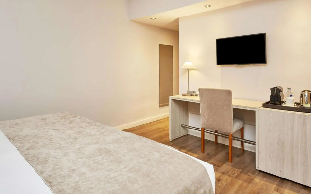 NH Córdoba Califa Hotel