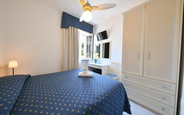 Hotel Noris